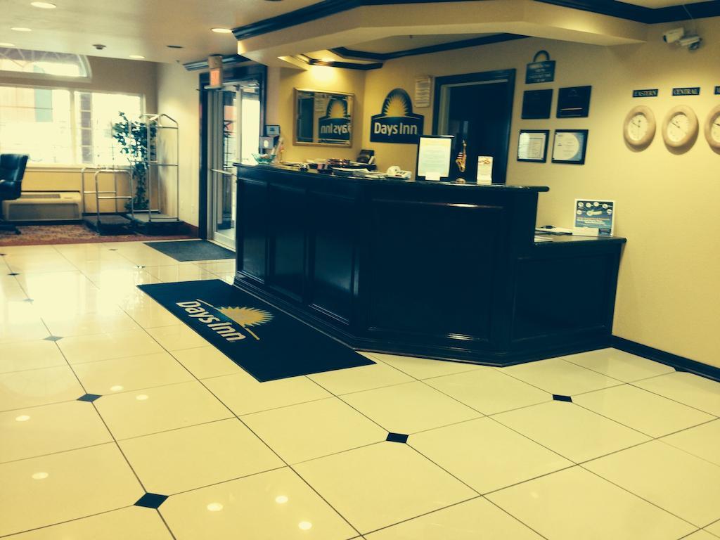 Quality Inn Sallisaw Buitenkant foto